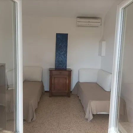 Casa vacanze I Caselli, Mini Vue Dans Résidence Calme Et Arborée Lecci